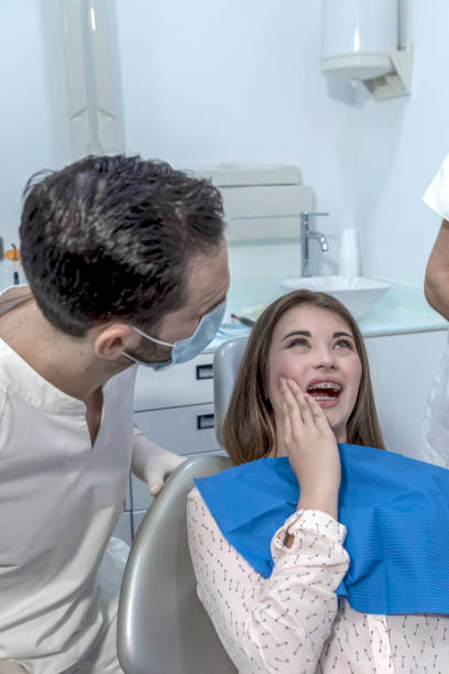 Best Emergency Dental Extractions in Redfield, AR